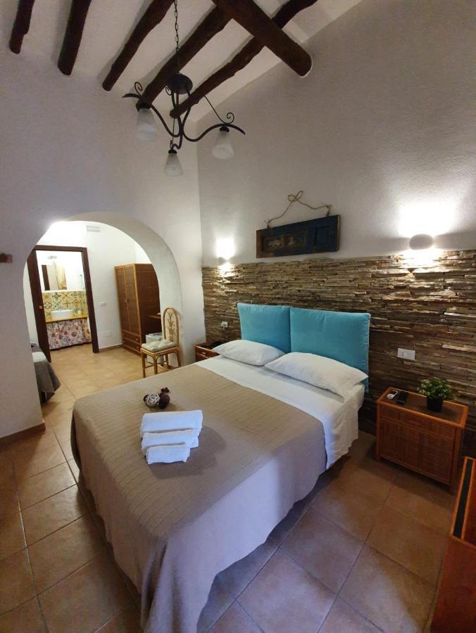 B&B La Goletta Di Salina Santa Marina Salina Bagian luar foto